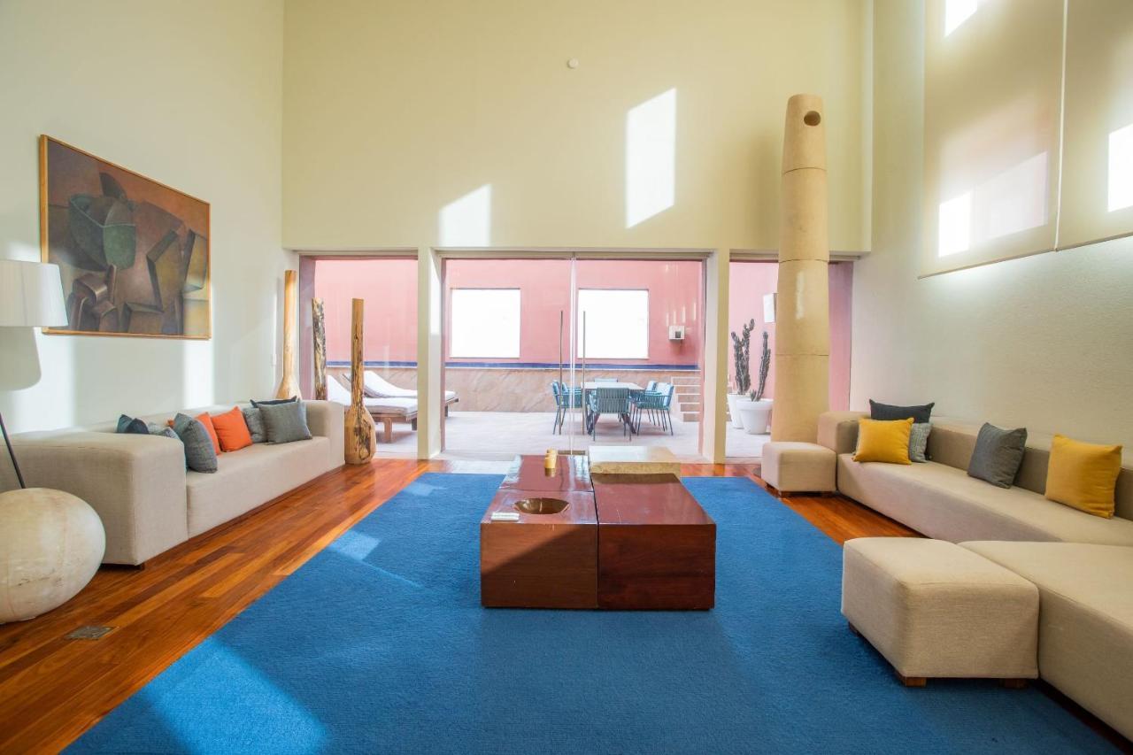 Hotel Camino Real Monterrey San Pedro Garza Garcia Esterno foto The interior of the house