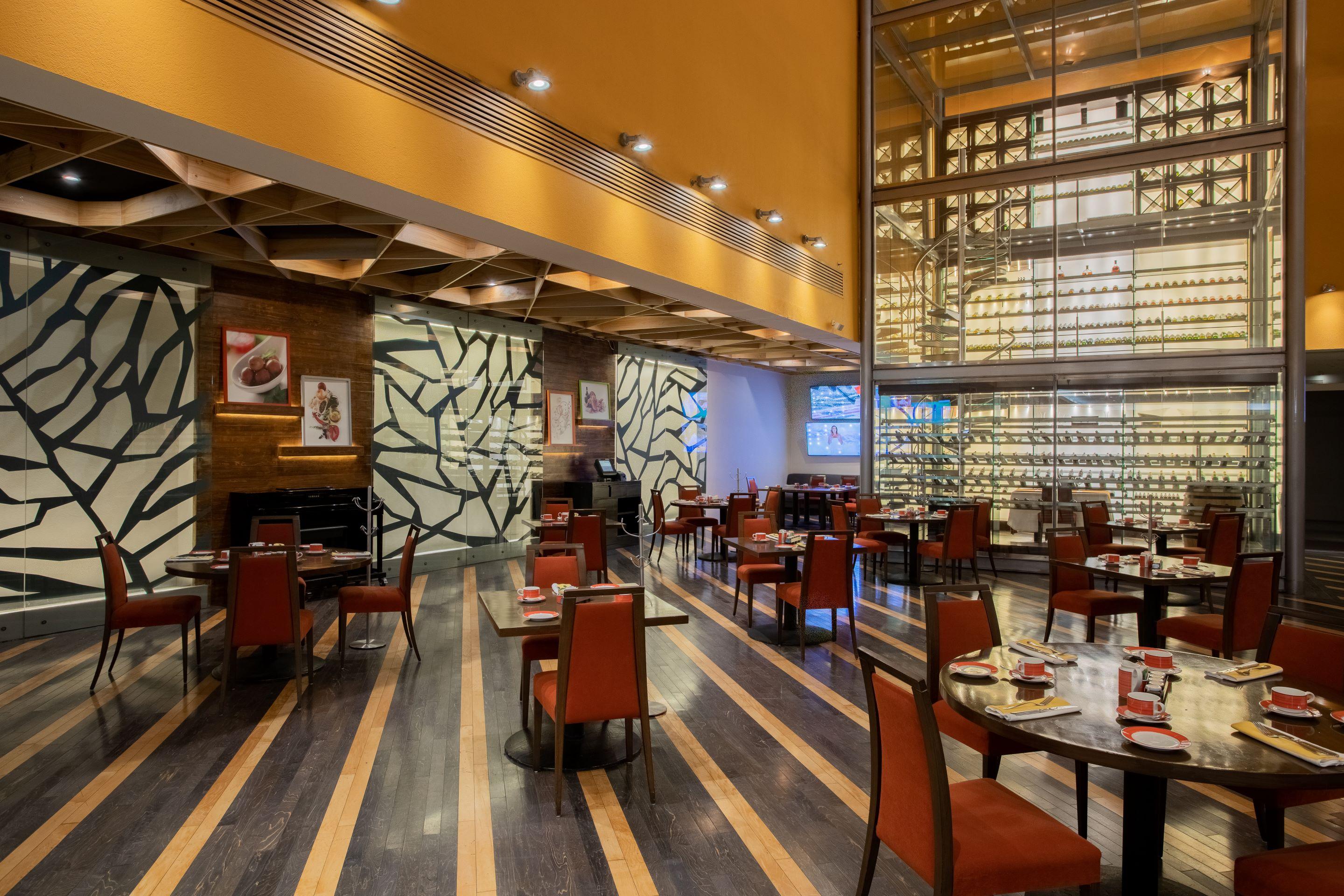 Hotel Camino Real Monterrey San Pedro Garza Garcia Esterno foto Interior of a restaurant in Hong Kong